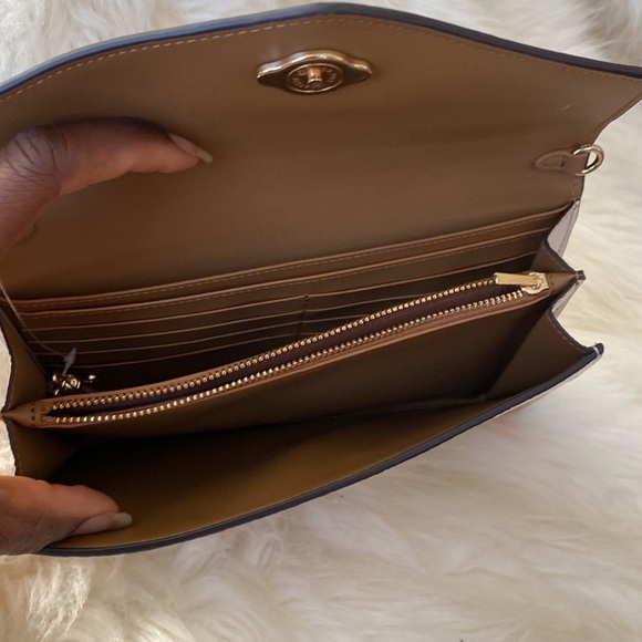 Coach Envelope Clutch Crossbody - Picture 3 of 8